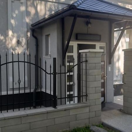 Karpatia Vendeghaz 1201 Βουδαπέστη Εξωτερικό φωτογραφία