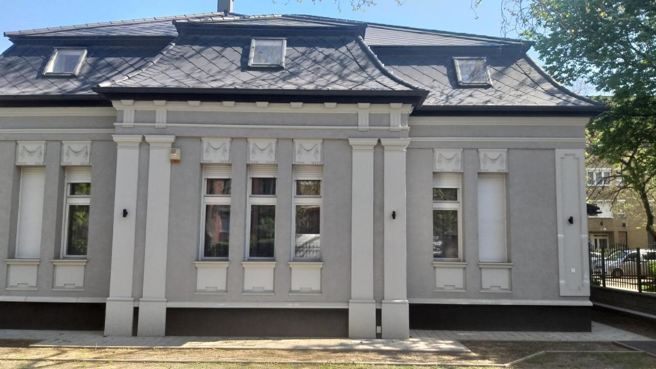 Karpatia Vendeghaz 1201 Βουδαπέστη Εξωτερικό φωτογραφία