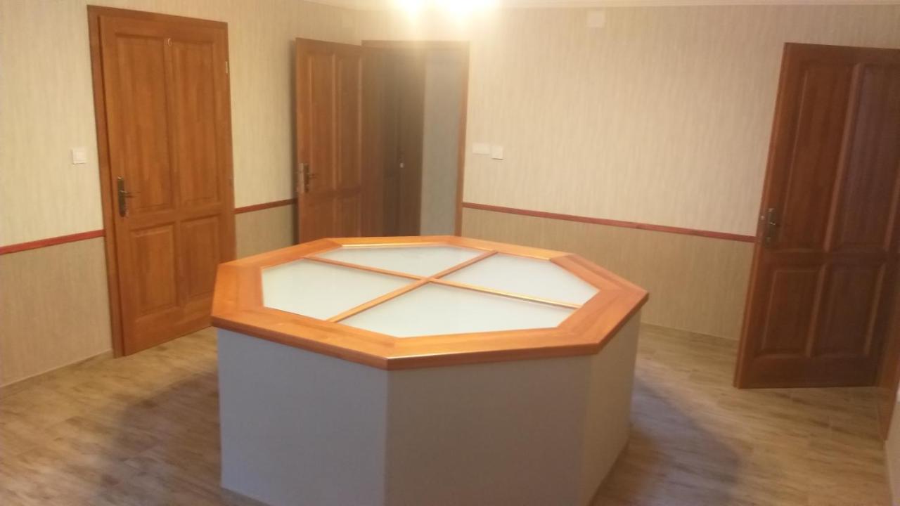 Karpatia Vendeghaz 1201 Βουδαπέστη Εξωτερικό φωτογραφία